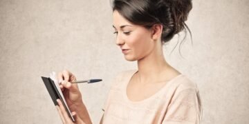 The Ultimate Buying Guide Checklist: 7 Steps for 2025 Purchases - Cover Image