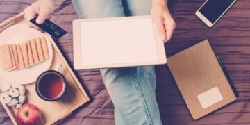 Smart Choices: Using Buying Guides for Subscription Services - Cover Image