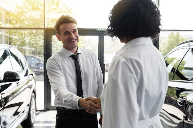 Don’t Pay Full Price: Master Negotiating for Big Discounts