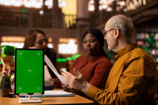 Top 4 Online Survey Tools for US Market Research in 2025